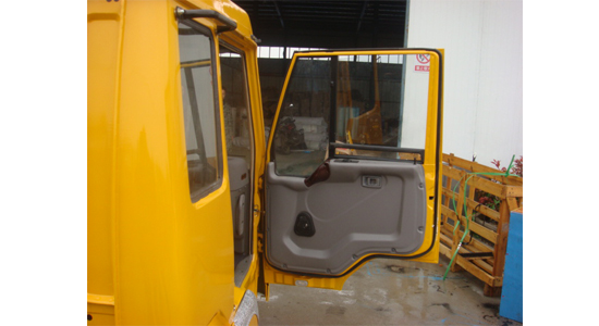 長(zhǎng)沙車門